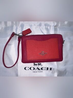 COACH Two-Tone Red Corner Zip Wristlet!